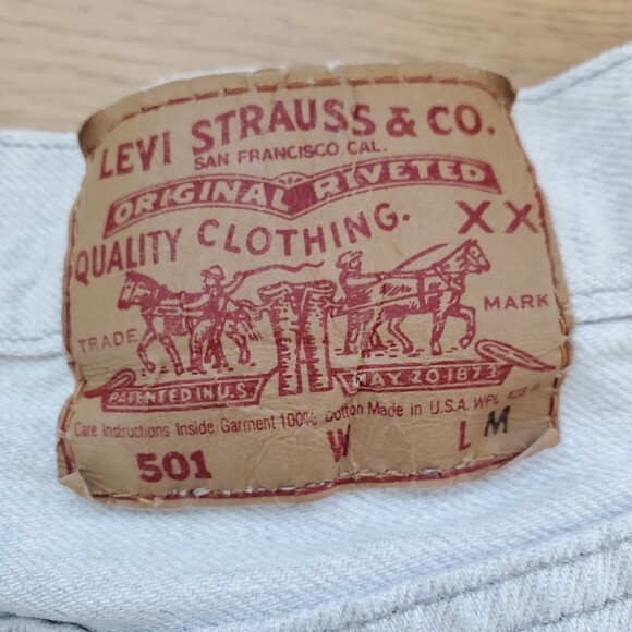 Vintage 90's Levi's 501 Light Gray Buttonfly Jeans - Picture 11 of 11